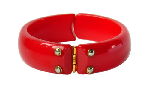 red bakelite clamper bracelet