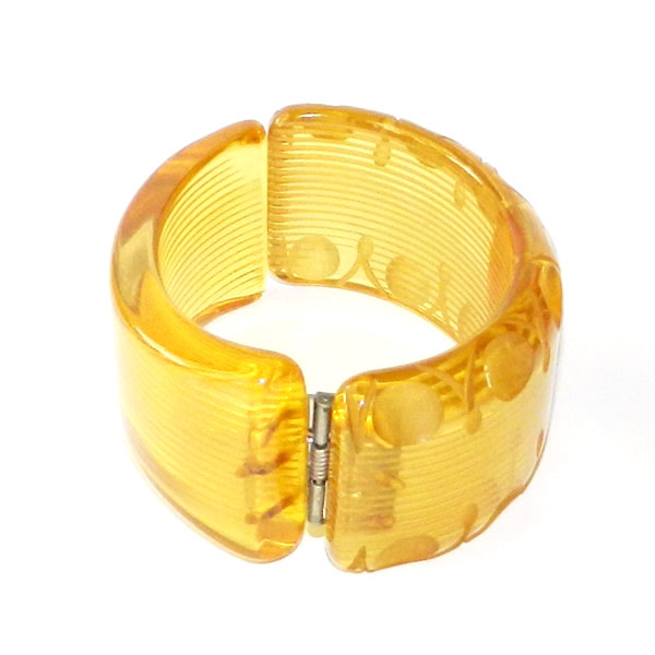 bakelite clamper bracelet