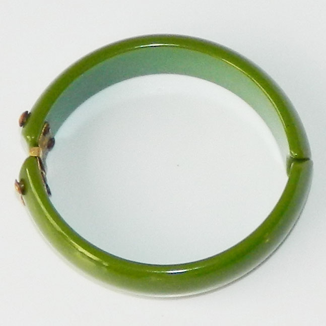 Green bakelite clamper bangle