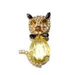 Alice Caviness cat brooch