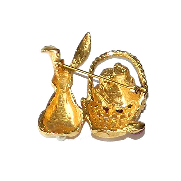 Pell Easter Bunny brooch