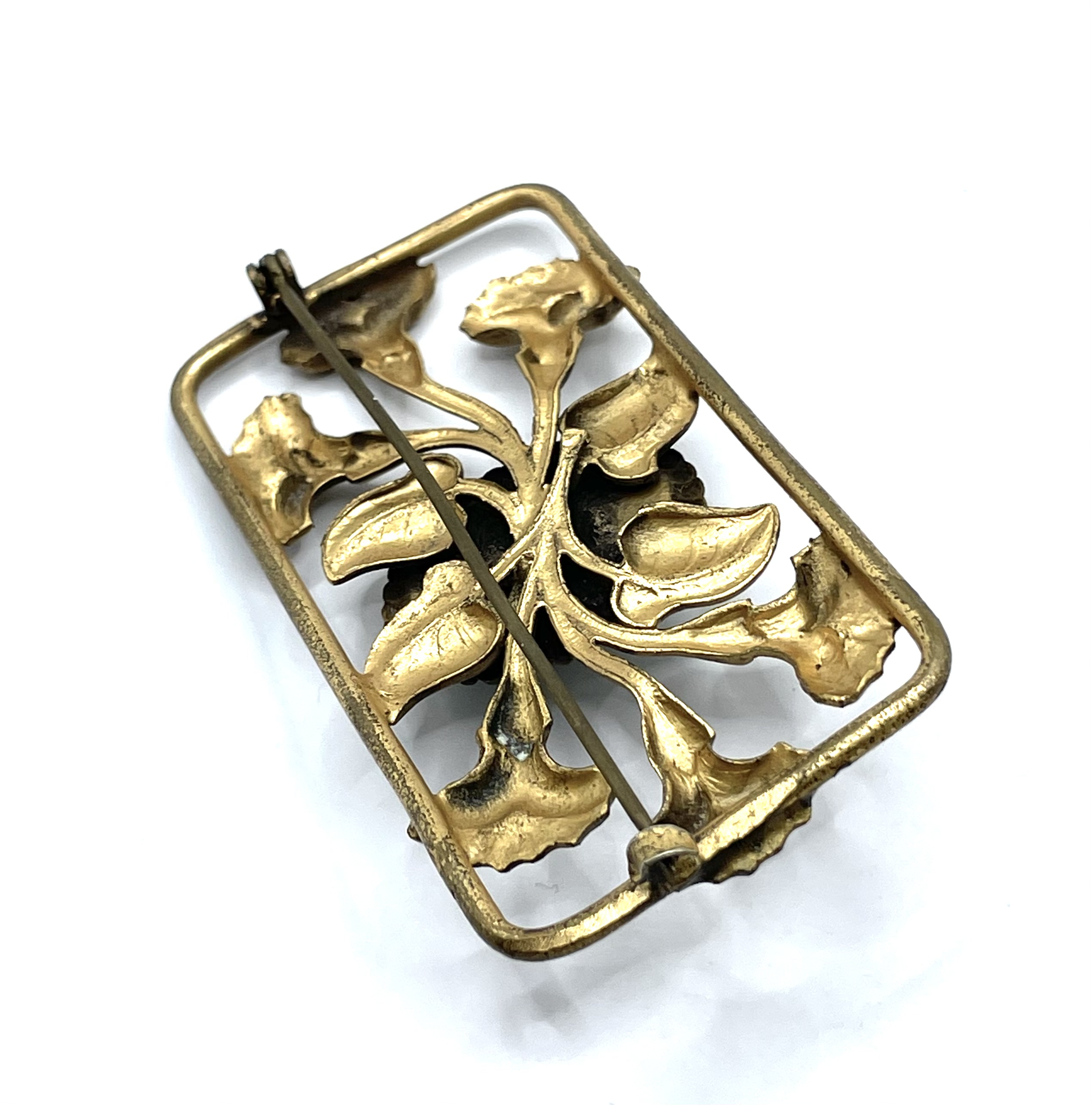 Victorian Antique lily flower brooch