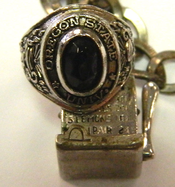 vintage Oregon State class ring charm