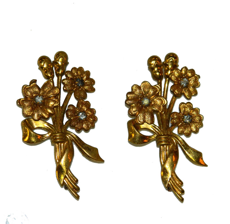 pair of 1940's brooches