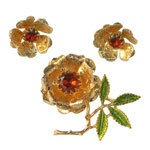 Rhinestone flower brooch