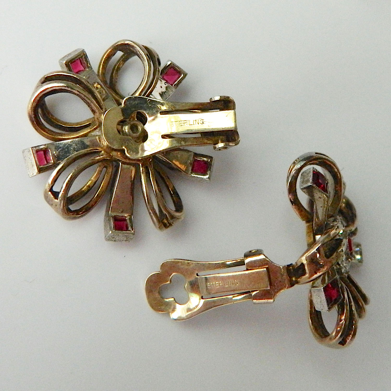 Rhinestone brooch and earring set