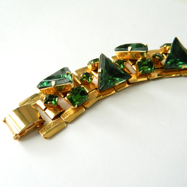 Green rhinestone bracelet