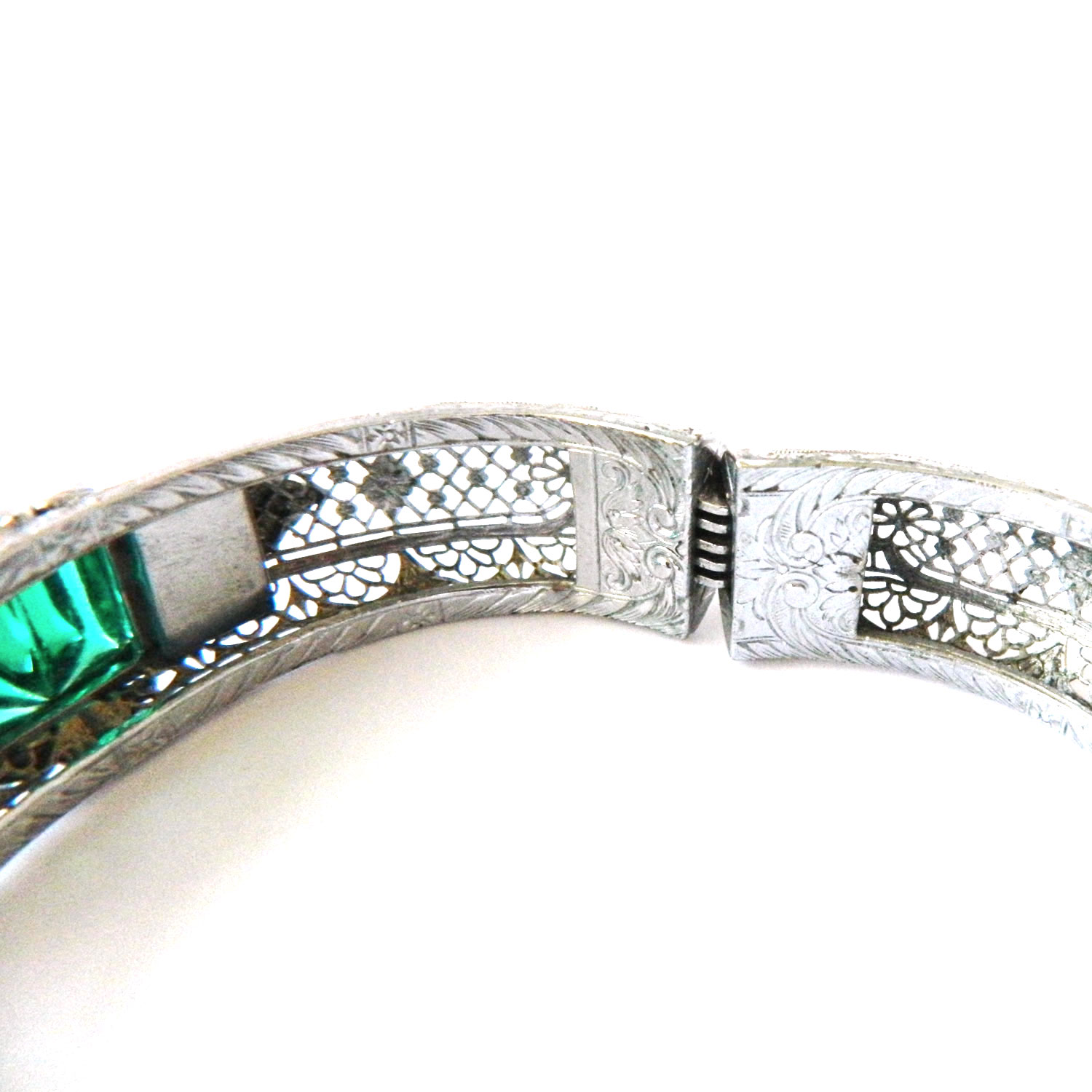 1920s Art Deco bangle bracelet