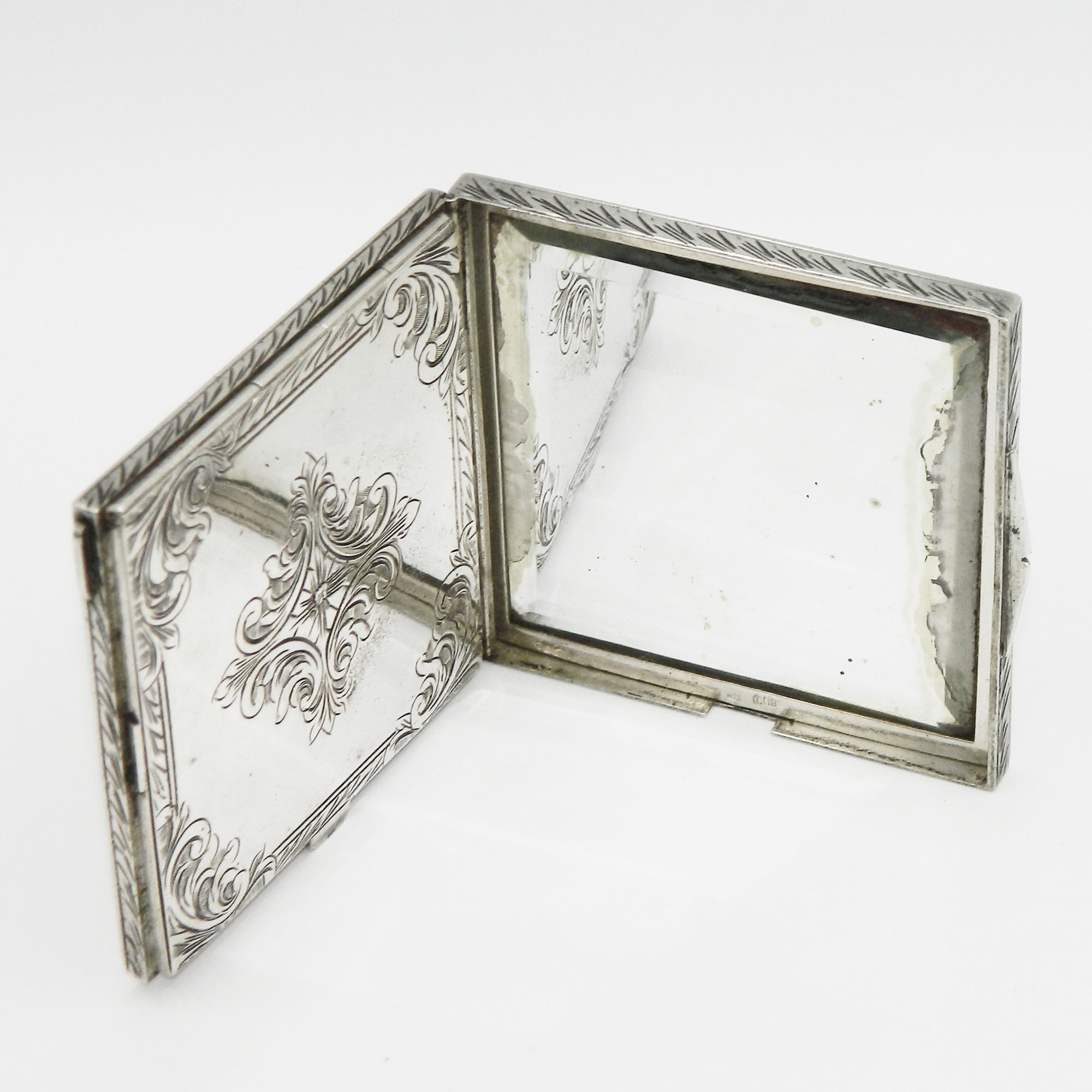 Sterling silver compact