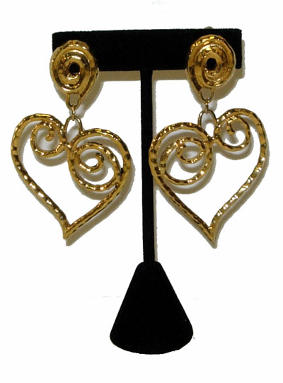 1980's clip on heart earrings
