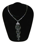 Sarah Coventry silver pendant necklace