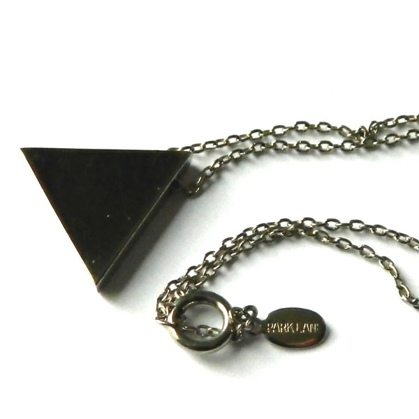 Triangle pendant necklace