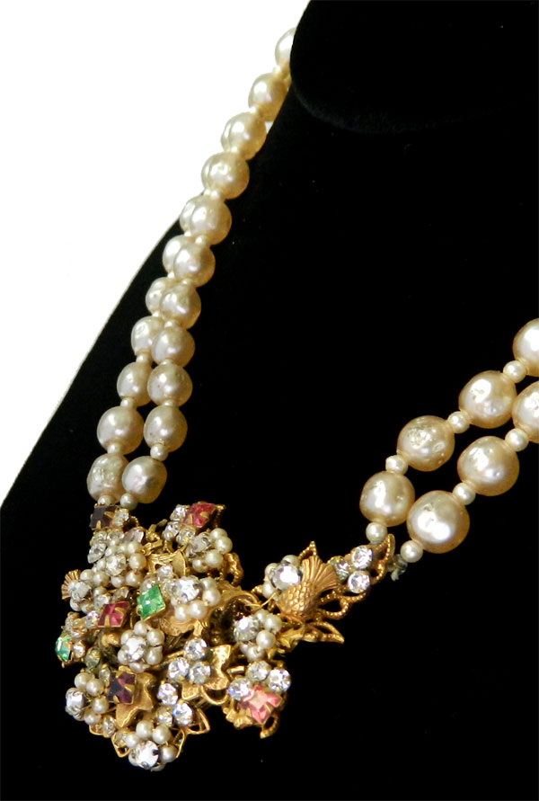1950's Robért faux pearl necklace