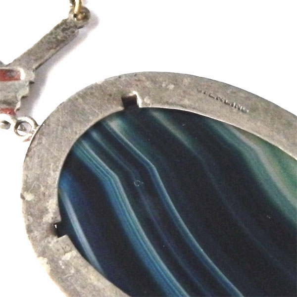 Art Deco blue agate pendant necklace