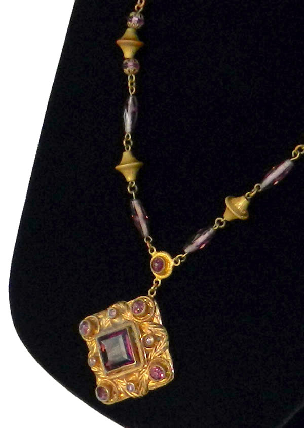 antique beaded pendant necklace