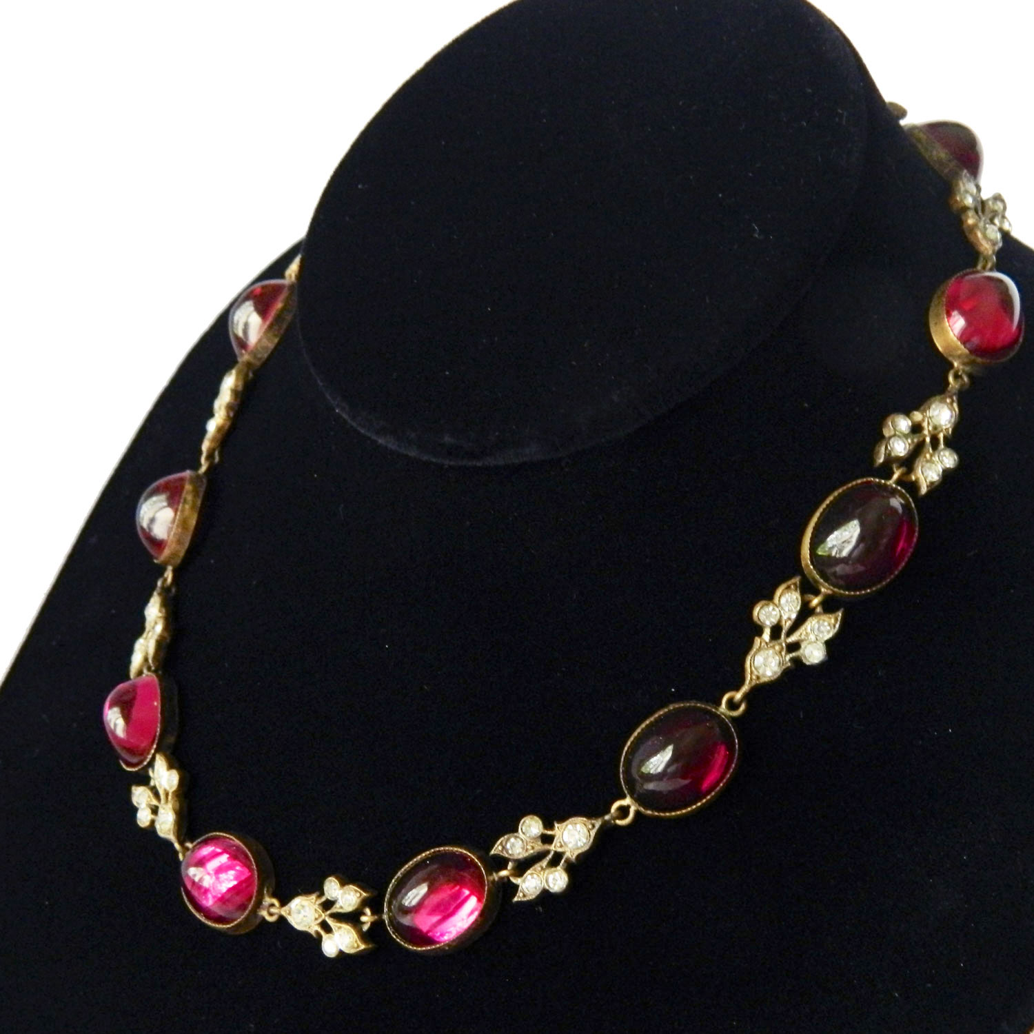 Antique red cabochon necklace