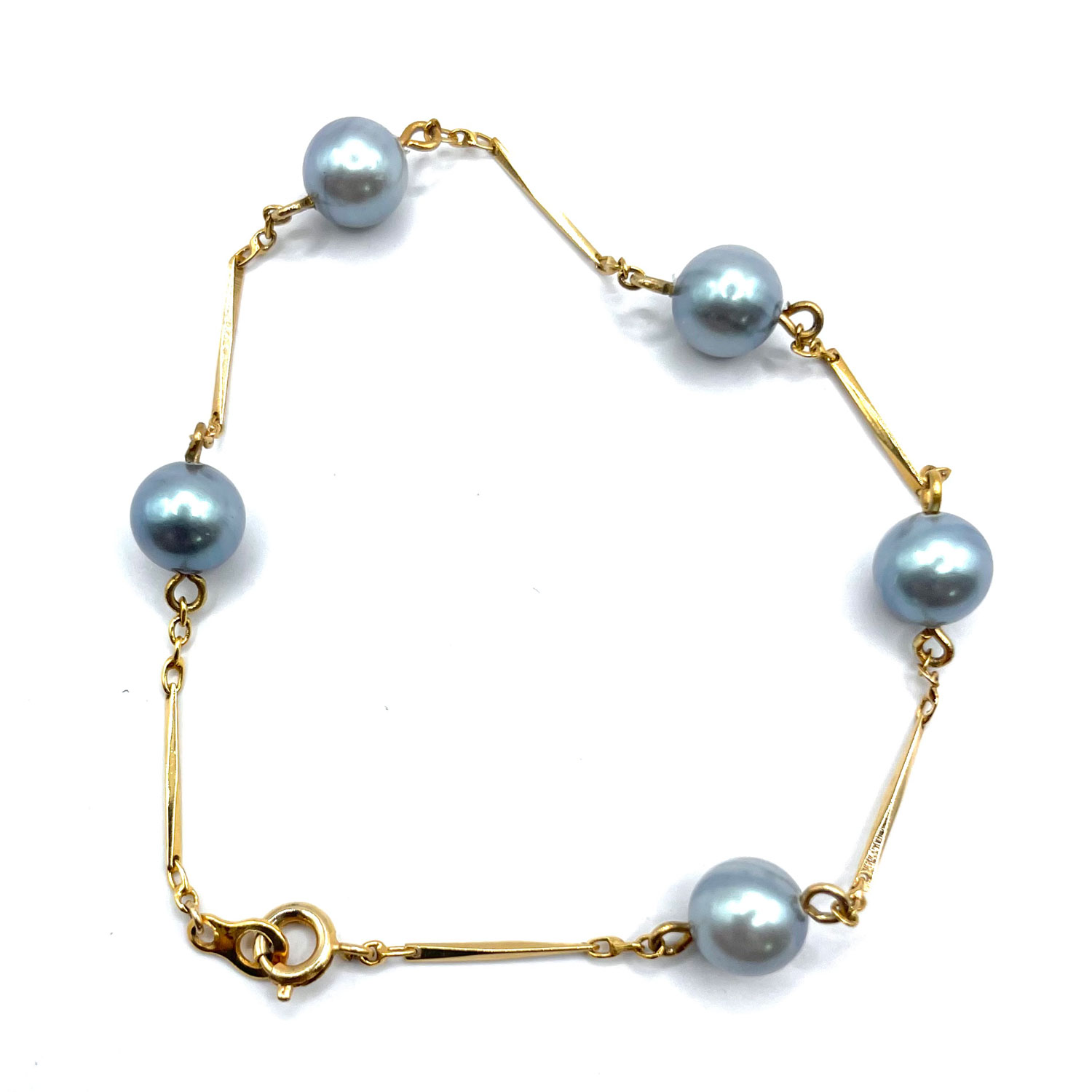 Grey faux pearl necklace