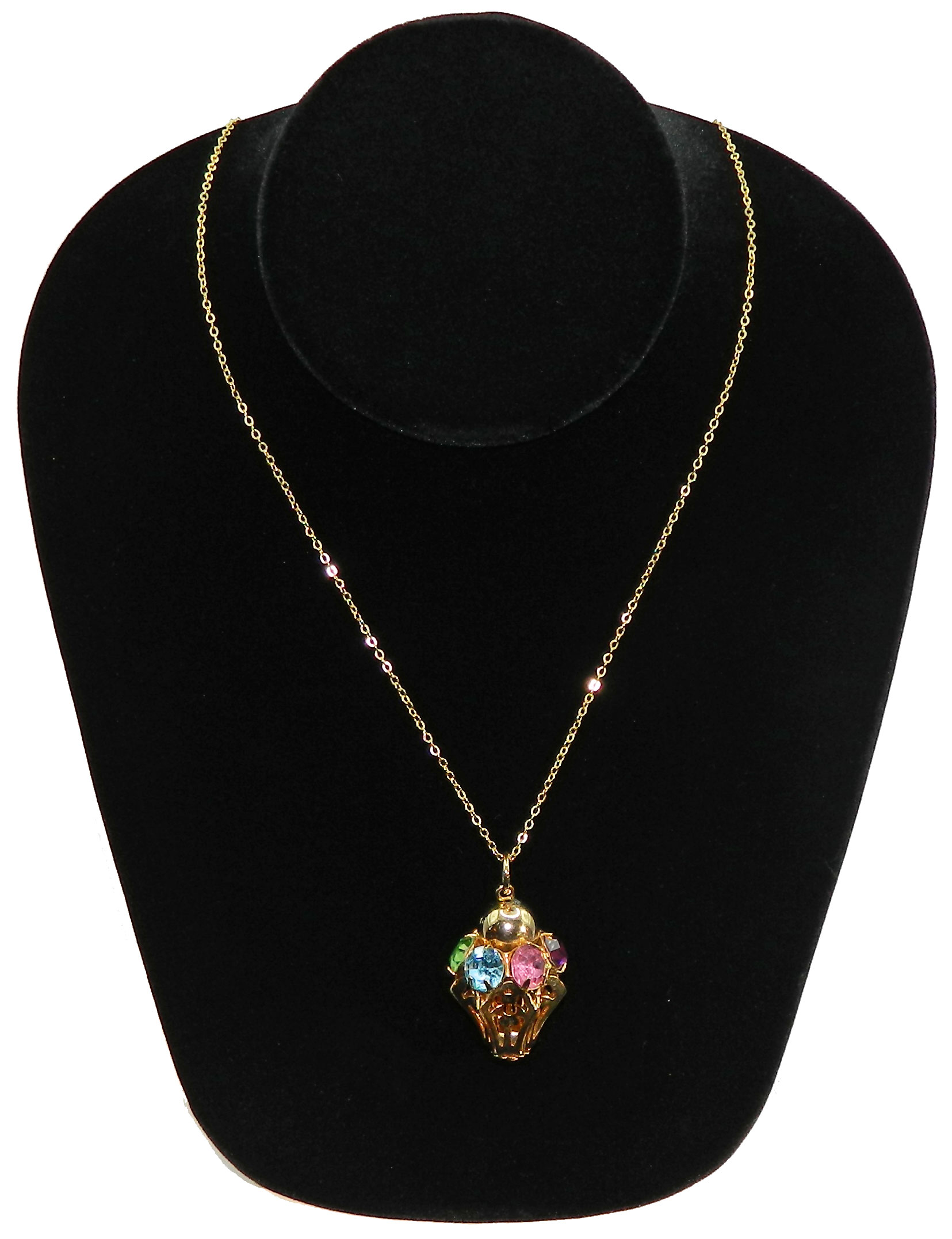 Rhinestone pendant necklace