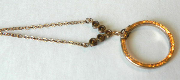 1930's circle pendant necklace