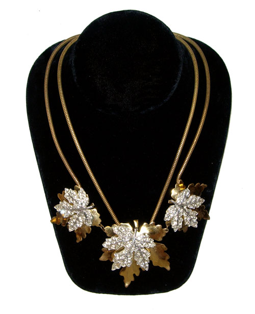 1940's McLelland Barclay maple leaf necklace