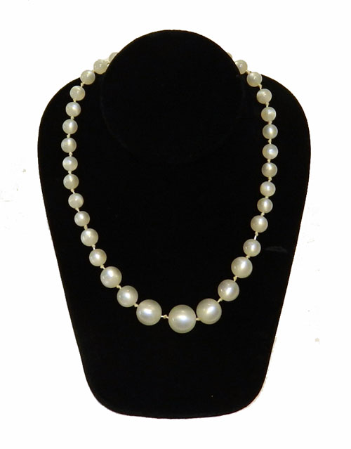 vintage white moon glow lucite bead necklace