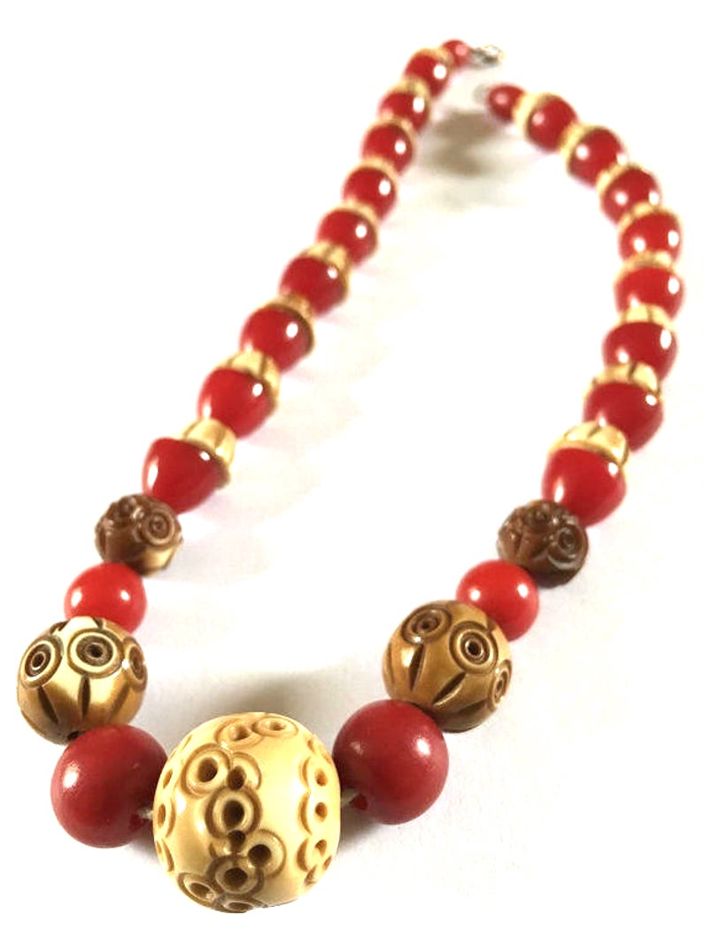 1930's celluloid bead necklace