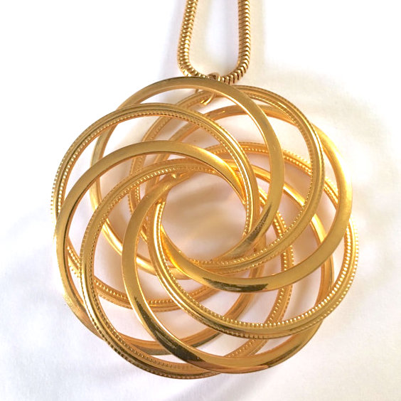 spiral pendant necklace