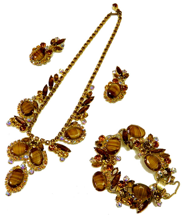 Vintage 1960's Juliana Deliza and Elster necklace, bracelet and earring set