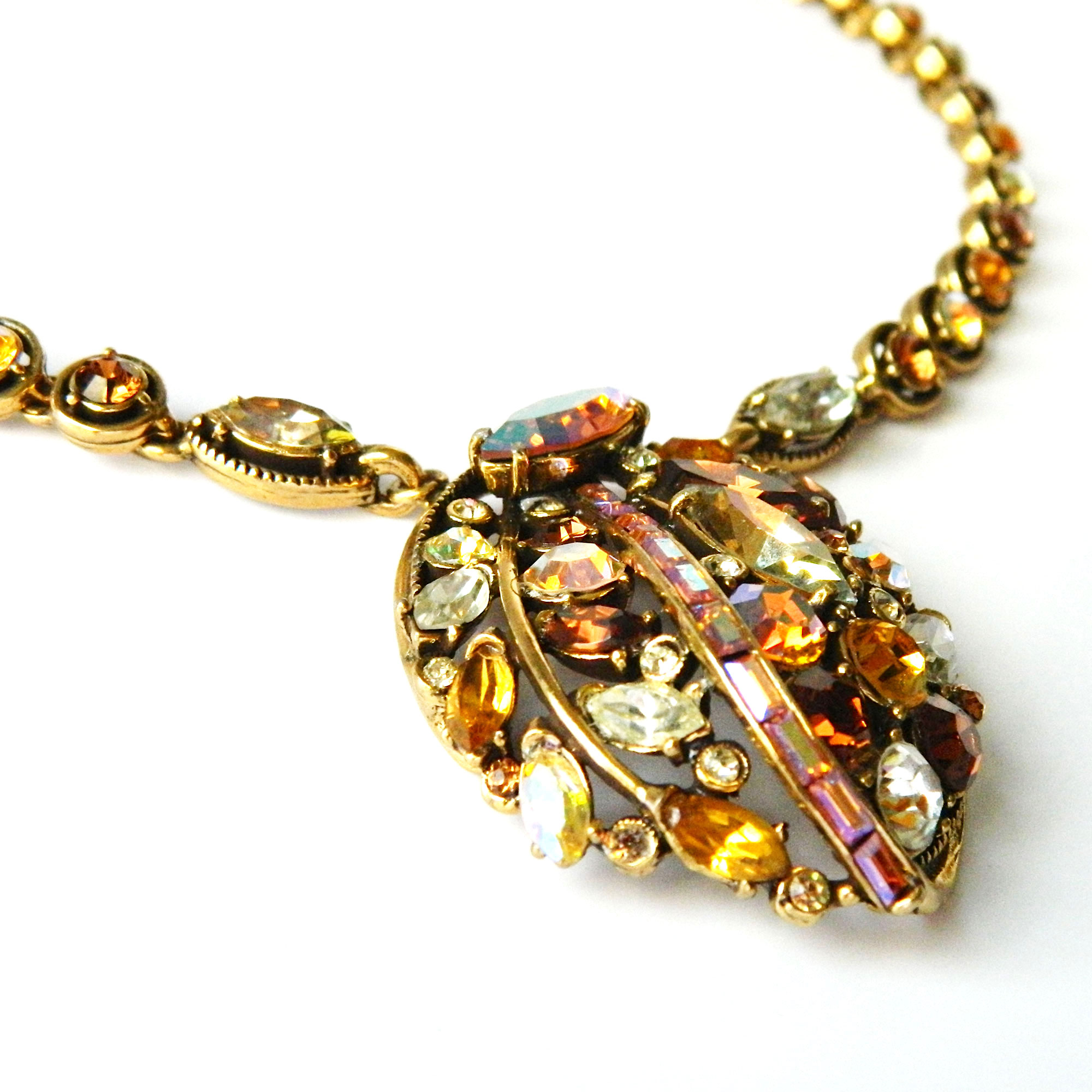 Hollycraft pendant necklace set
