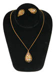 Sarah Coventry pendant necklace and earring set