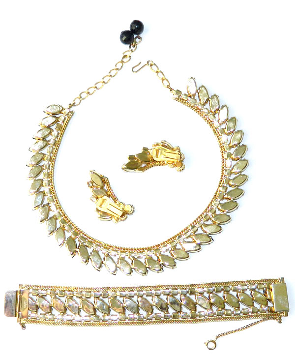 1950s Hobé necklace set