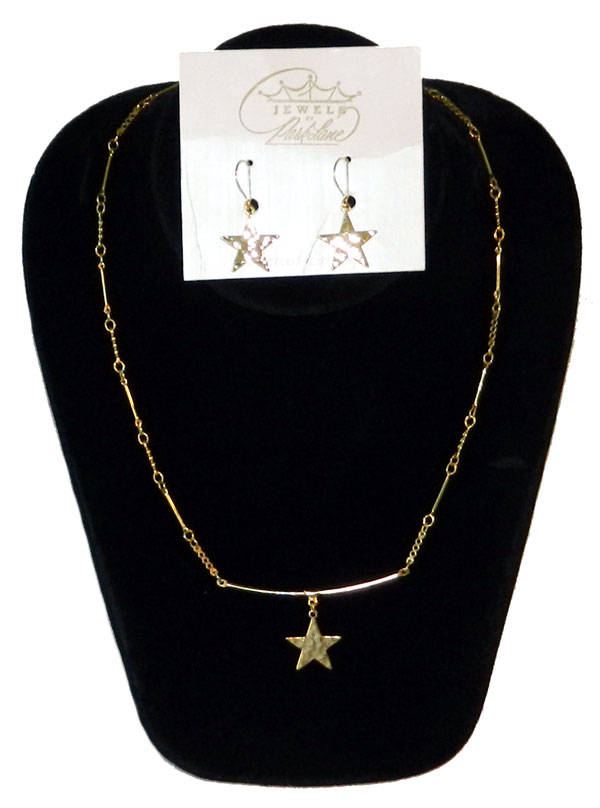 Gold star necklace and earring set