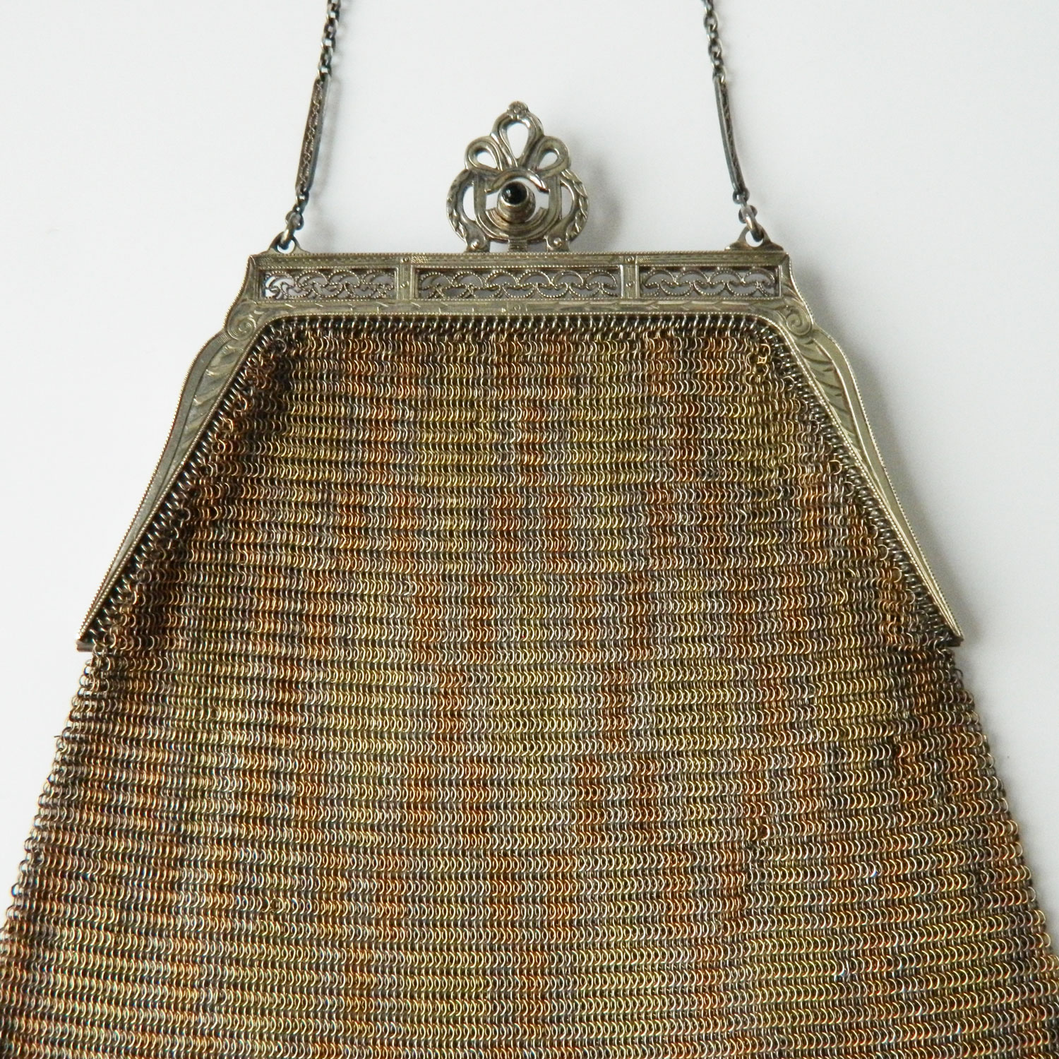 1920s sterling silver Whiting and Davis mesh handbag