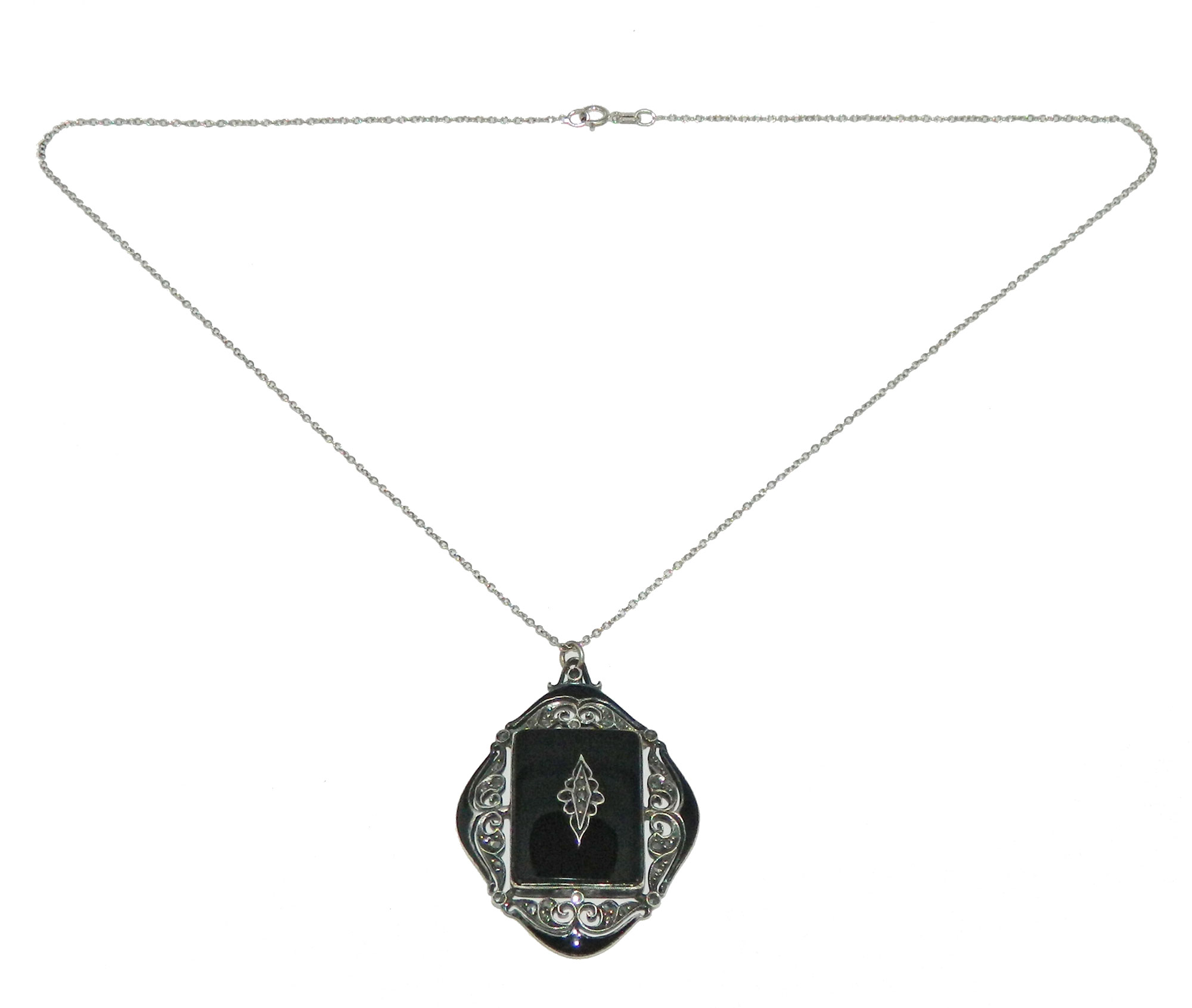 Enameld Art Deco pendant necklace
