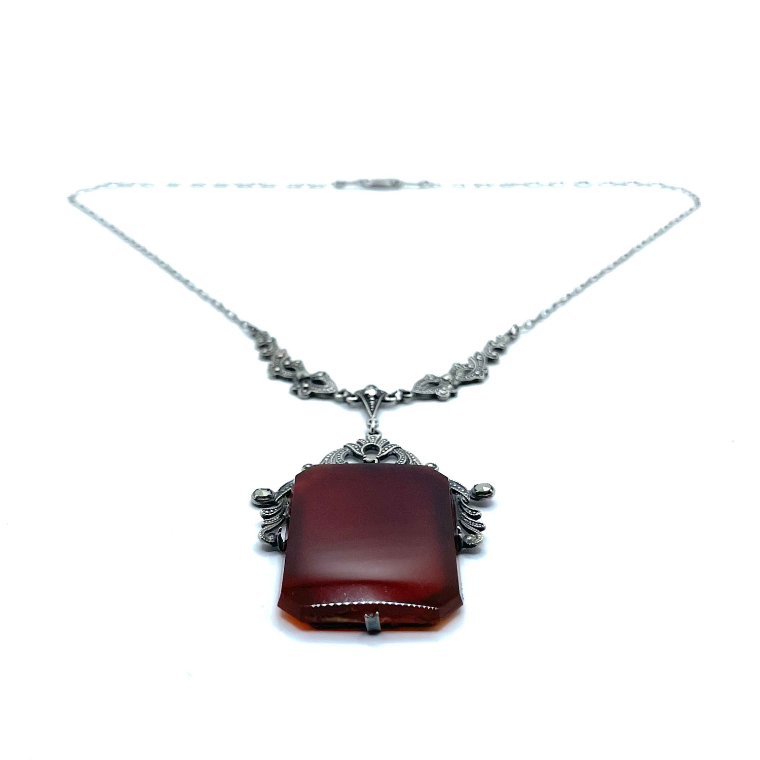 1920s Art Deco carnelian necklace