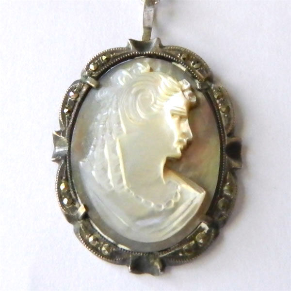 sterling cameo pendant