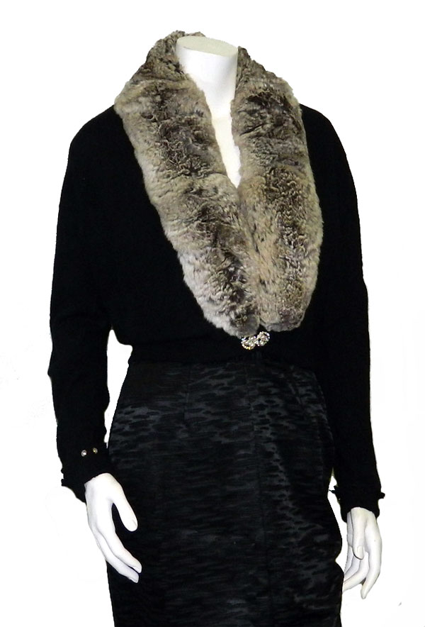 1950's black sweater with fur collar