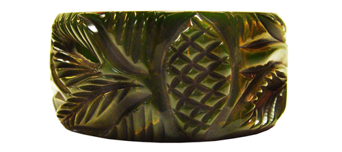 deeply carved bakelite bangle bracelet