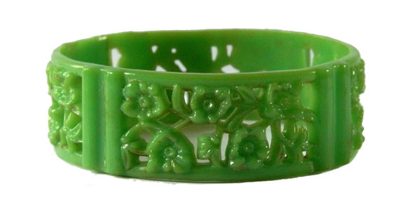 1930's celluloid bangle bracelet