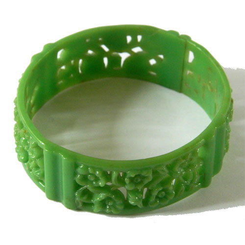 1930's celluloid bangle bracelet