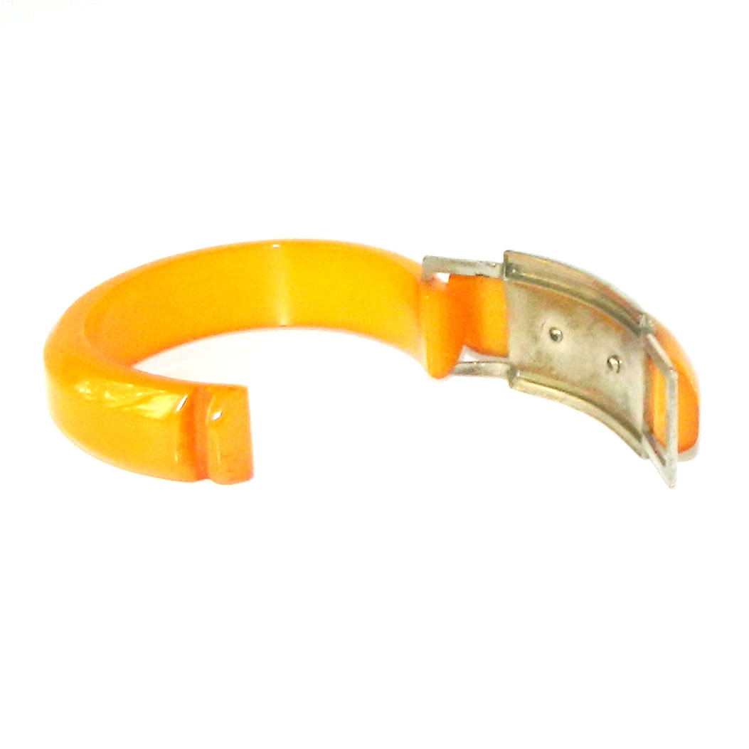 bakelite bangle