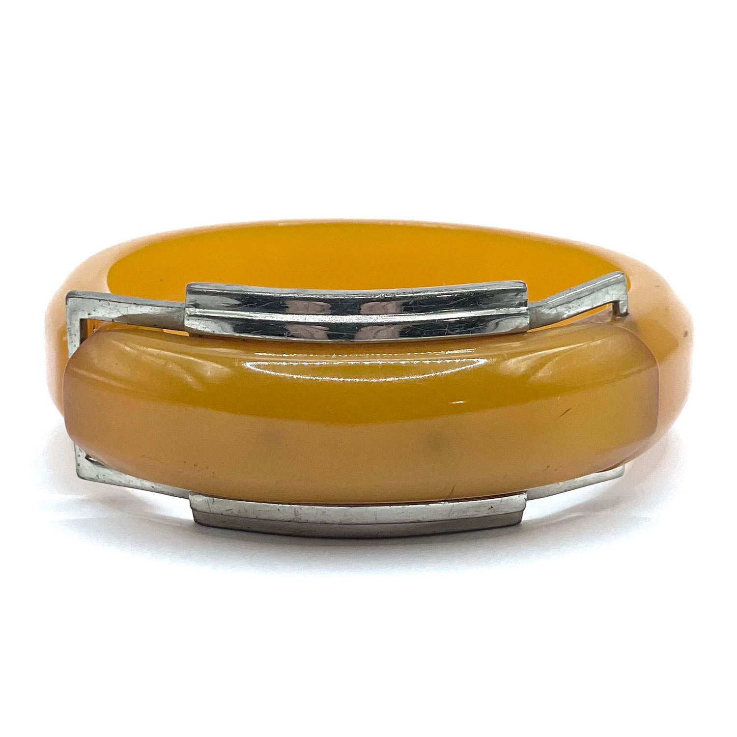 Art Deco bakelite bangle