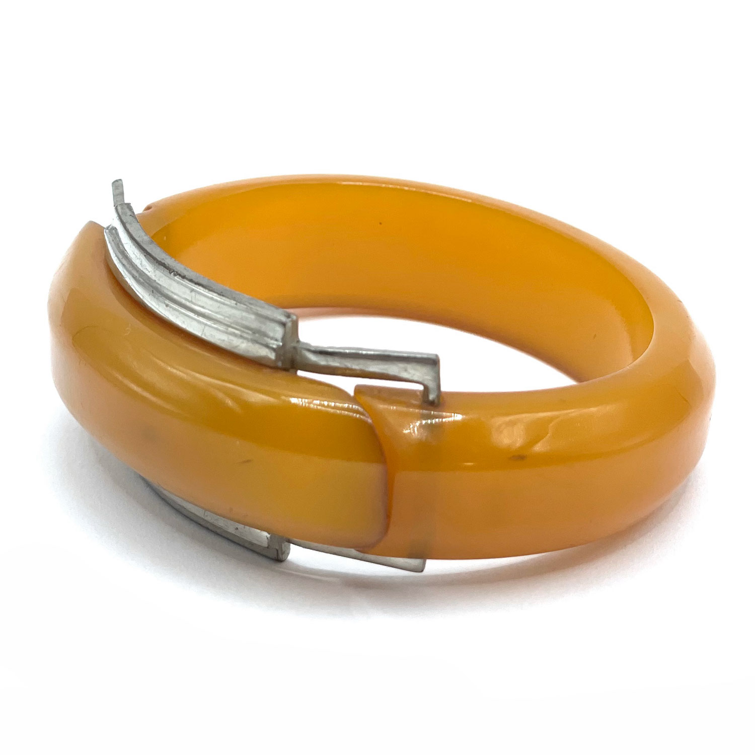 Art Deco bakelite bangle
