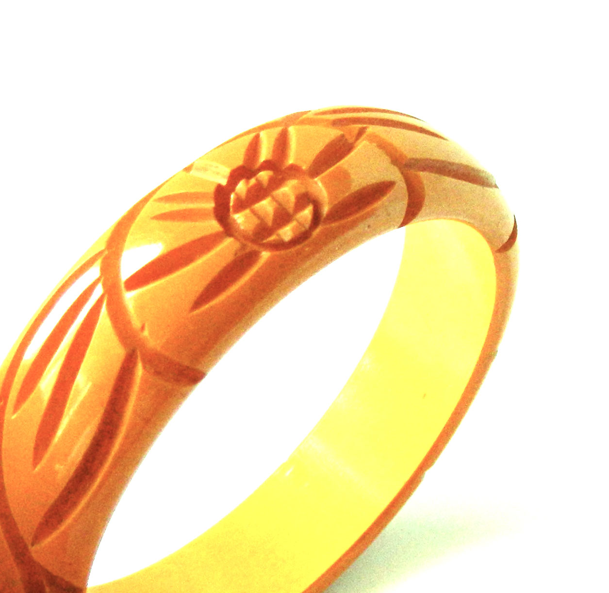 Art Deco bakelite bangle