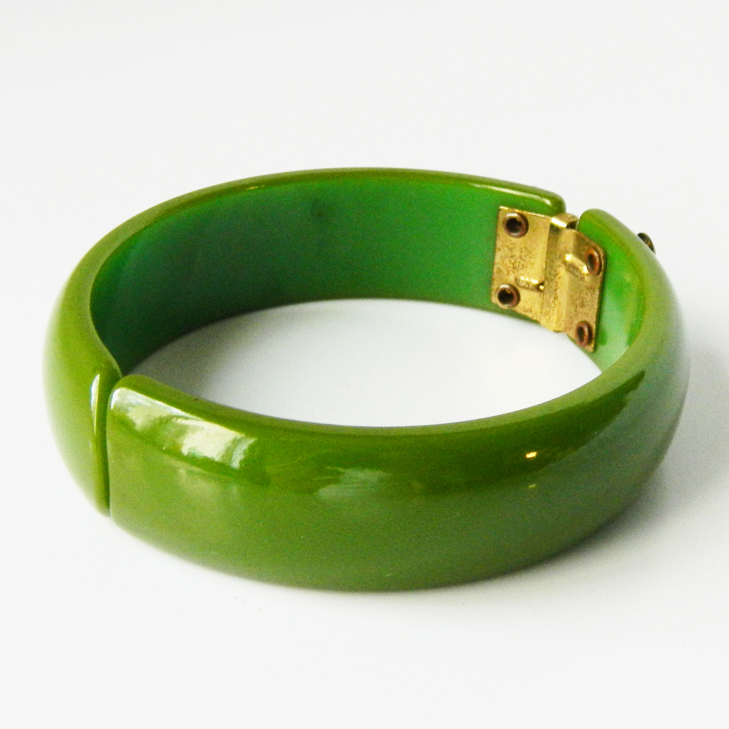 Green bakelite clamper bangle
