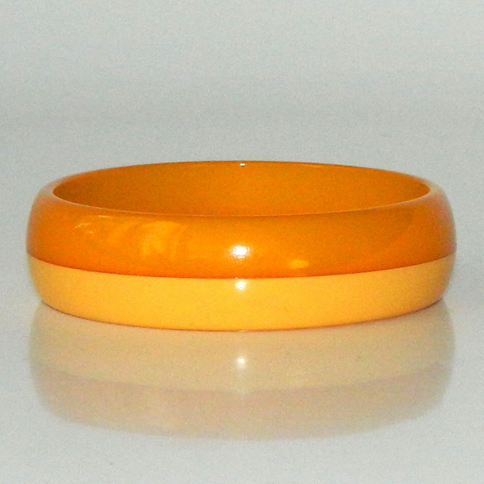 Two tone bakelite bangle
