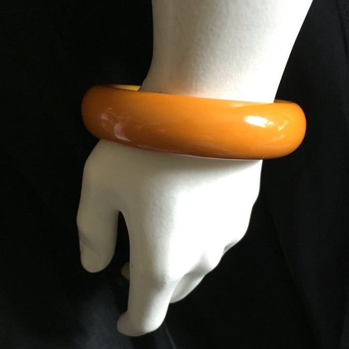 bakelite bangle