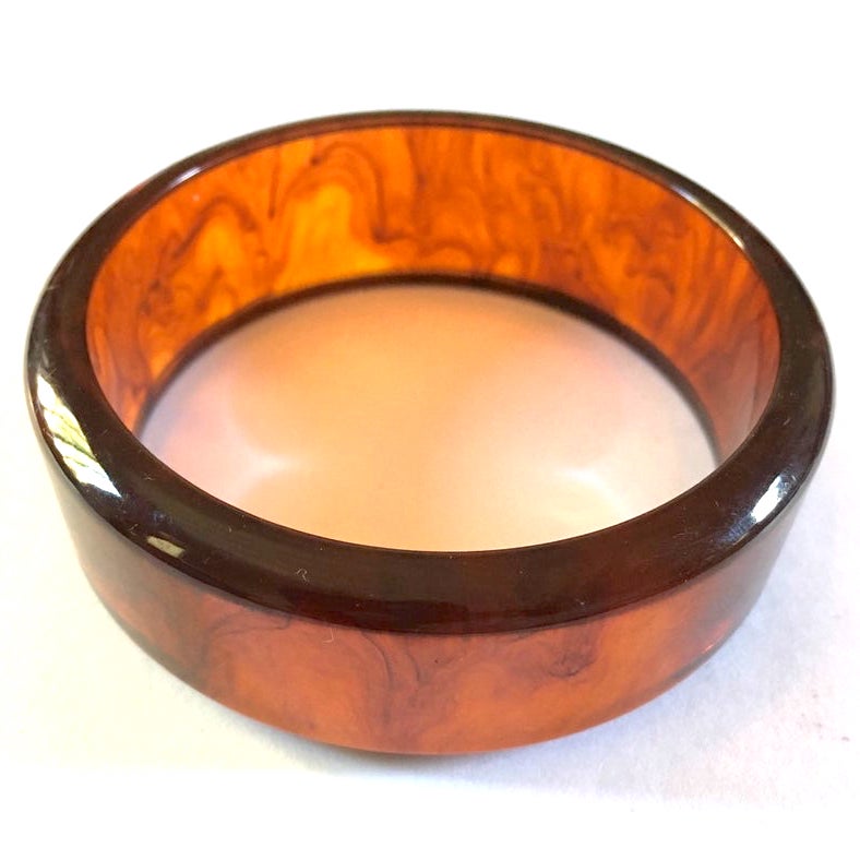 bakelite bangle bracelet