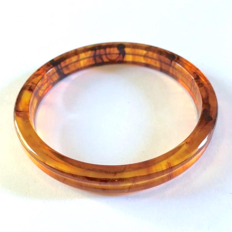bakelite bangle bracelet