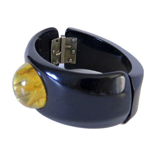 bakelite clamper bracelet